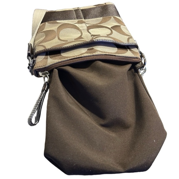Coach Signature Brown/Tan Jacquard Crossbody Shoulder/Handbag - Picture 2 of 6
